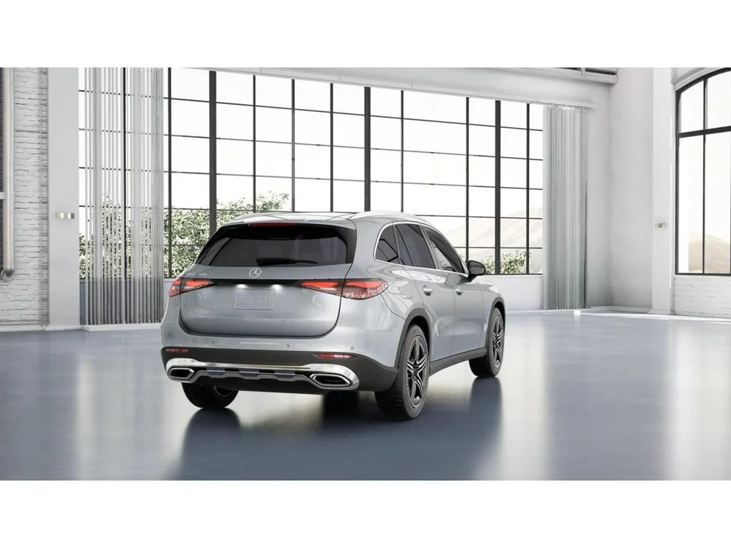 New 2027 Silver Mercedes-Benz GLC 300 image 23