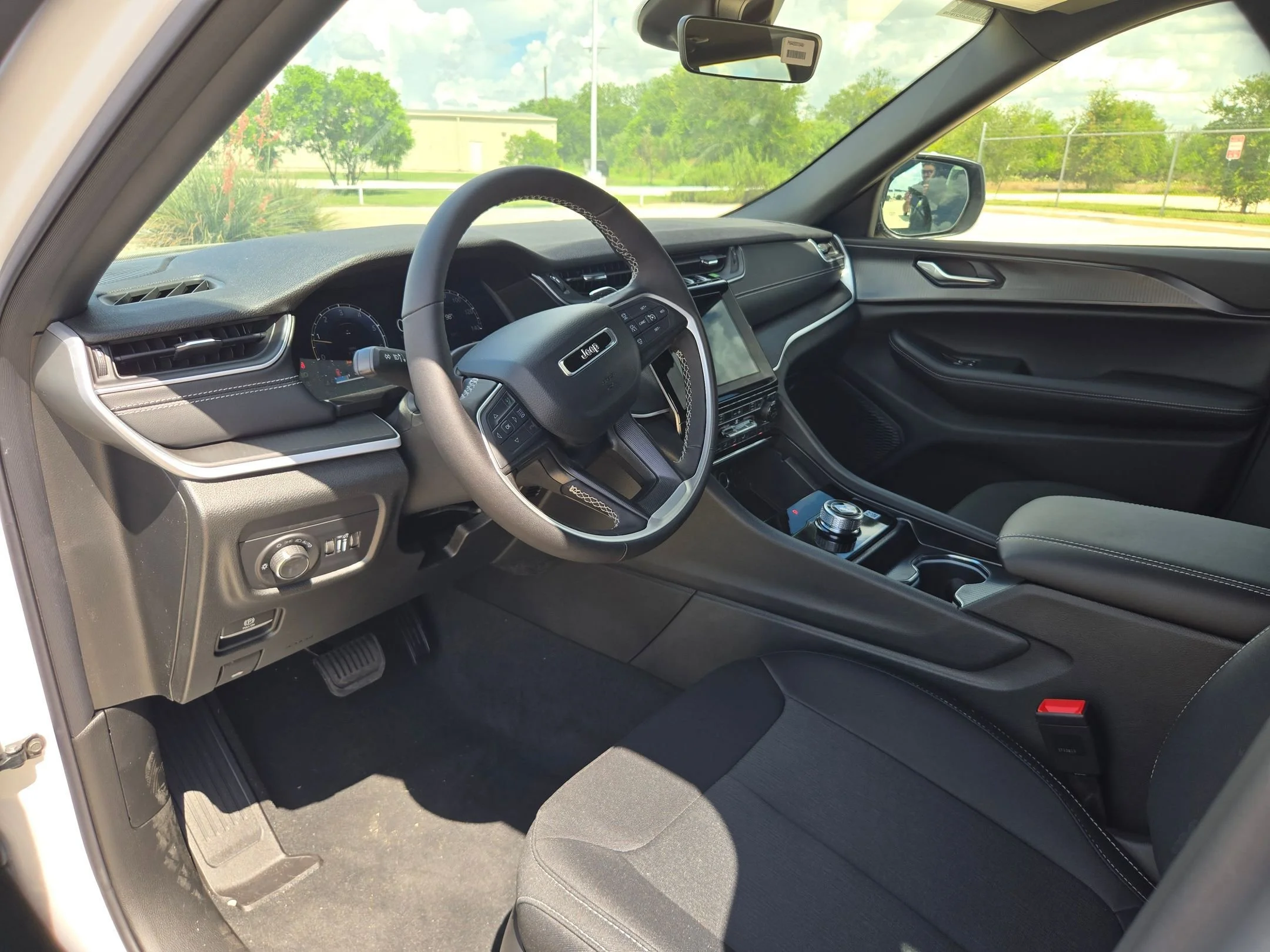New 2026 Bright White Clearcoat Jeep Laredo X image 11