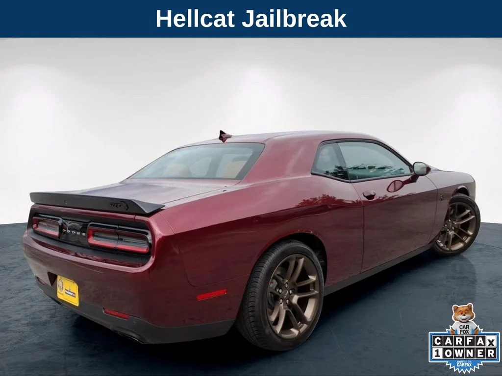 Used 2023 Red Dodge SRT Hellcat Jailbreak image 8