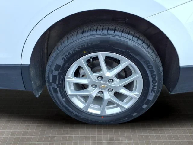 Used 2024 White Chevrolet LT image 12