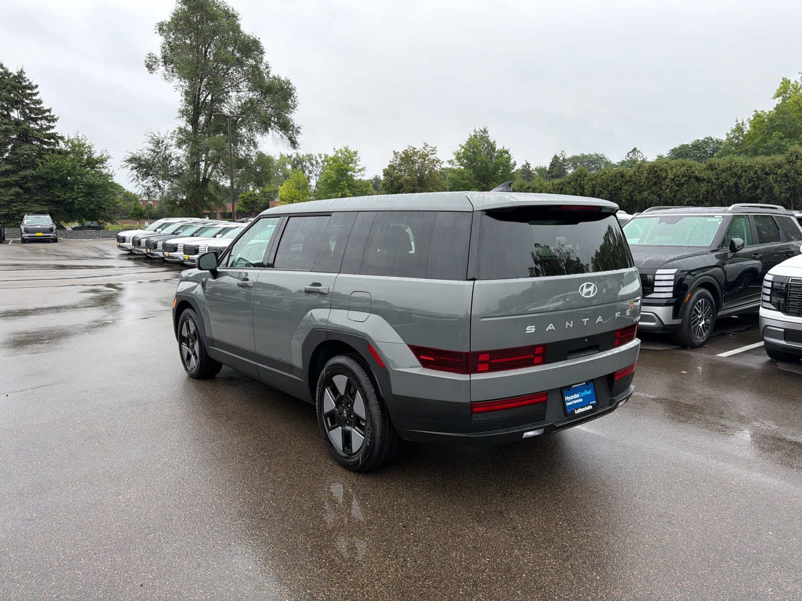 Used 2026 Hampton Gray Hyundai SE image 3