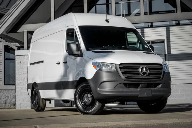 2026 Mercedes-Benz Sprinter 2500 Cargo 144 WB