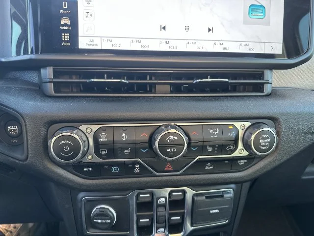 Used 2024 White Jeep Sport S 4xe image 25