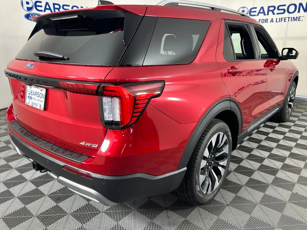 New 2026 Rapid Red Metallic Tinted Clearcoat Ford Platinum™ image 4