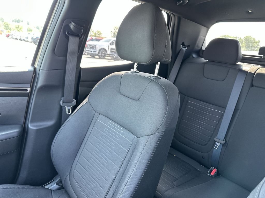 Used 2024 Beige Hyundai SEL image 12