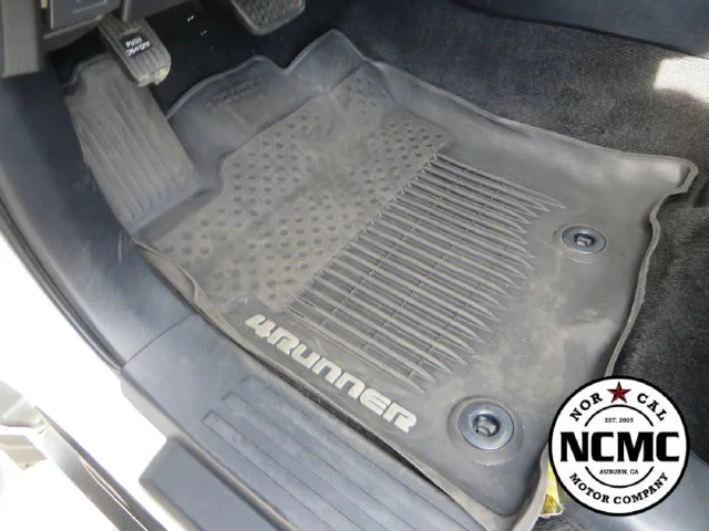 2019 Toyota 4Runner SR5 Premium - Photo 18