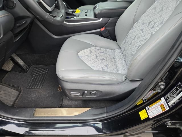 Used 2023 Black Toyota Bronze Edition image 16