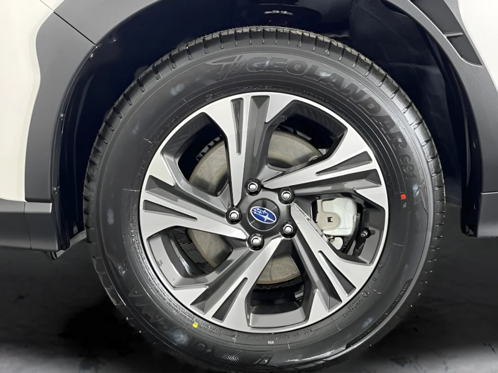 New 2026 White Subaru Premium image 22
