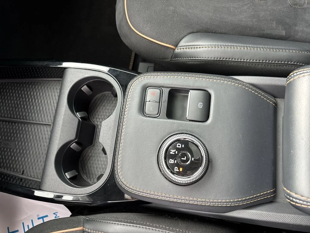 Used 2022 Blue Ford GT image 23