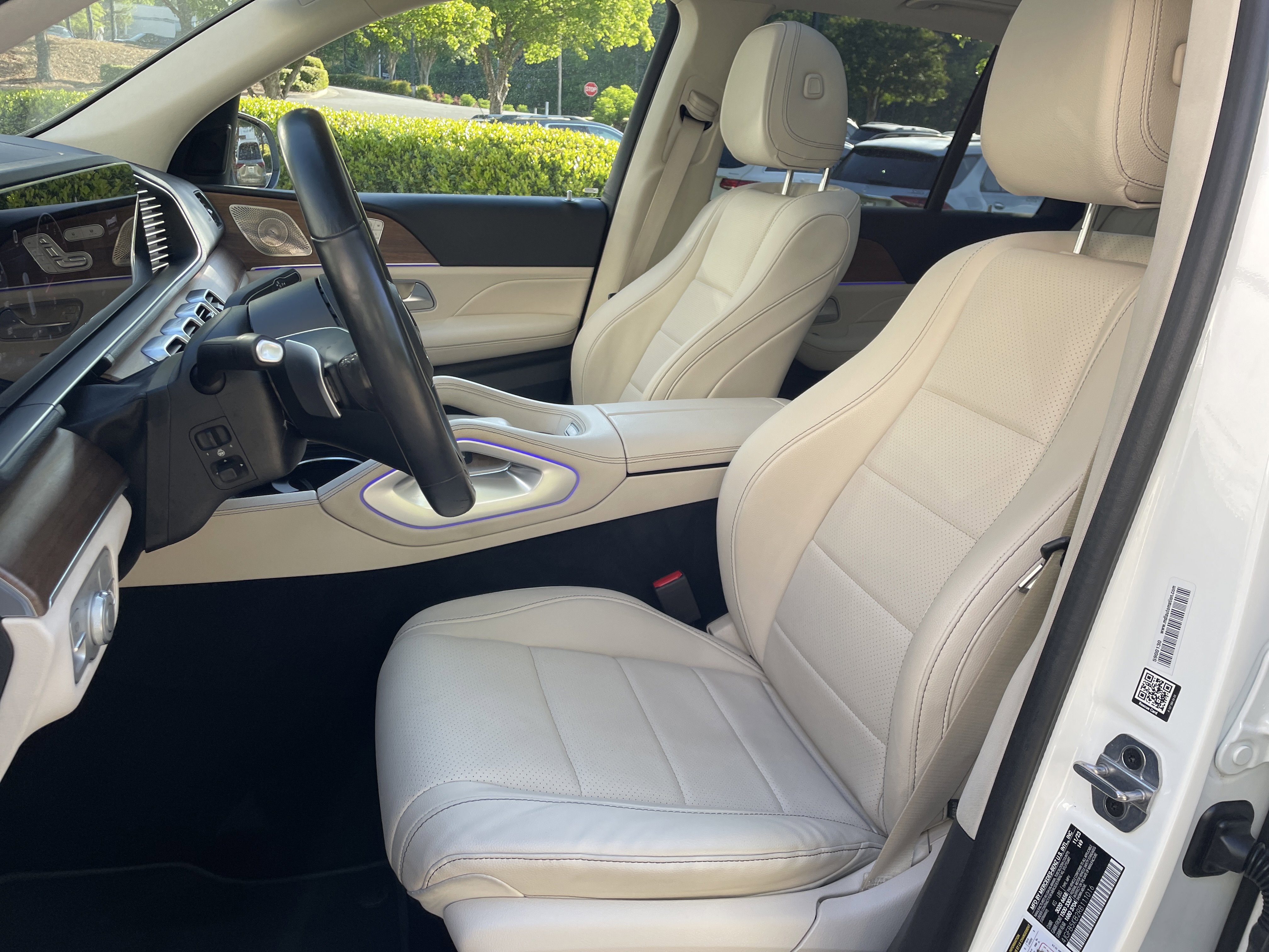 Certified Used 2024 Polar White Mercedes-Benz GLE 450 4MATIC® SUV image 20