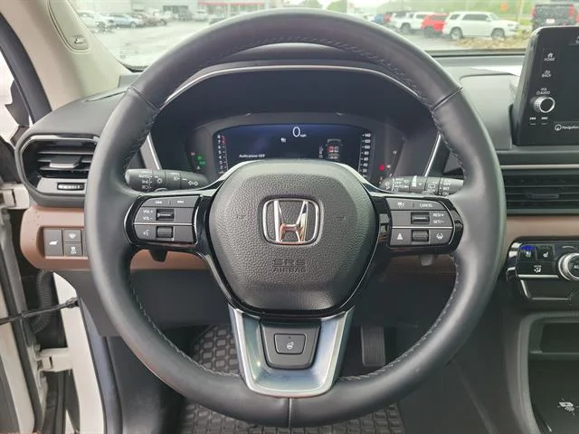 Used 2025 WHITE Honda Elite image 21