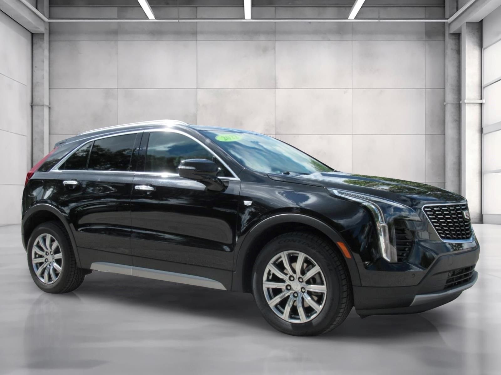 2022 Cadillac XT4 Premium Luxury