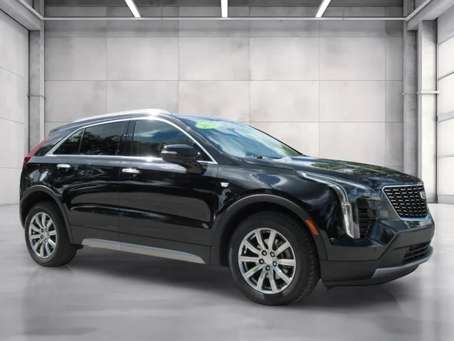 2022 Cadillac XT4 Premium Luxury