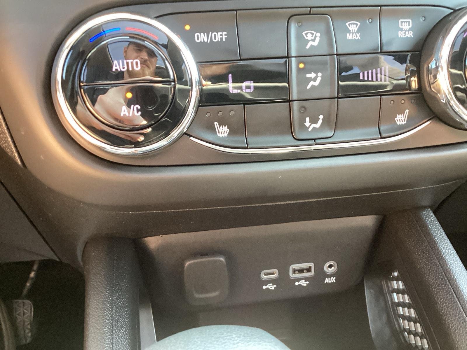 Used 2022 Mosaic Black Metallic Chevrolet LT image 26