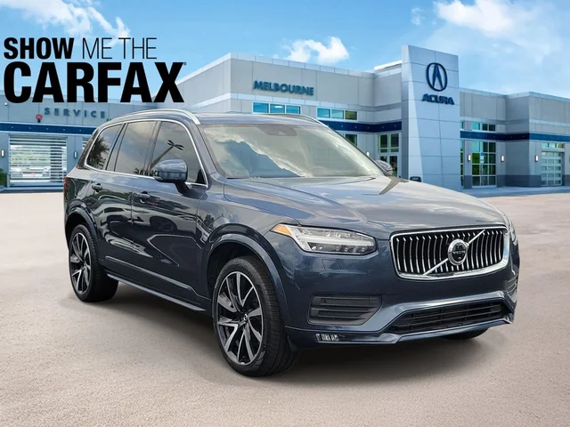 2022 Volvo XC90 T6 Momentum