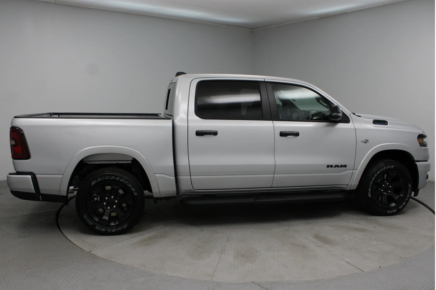 New 2026 Silver Zynith Exterior Paint RAM Big Horn 4x4 Crew Cab 5