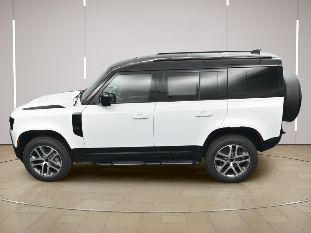 New 2026 White Land Rover X-Dynamic SE image 30