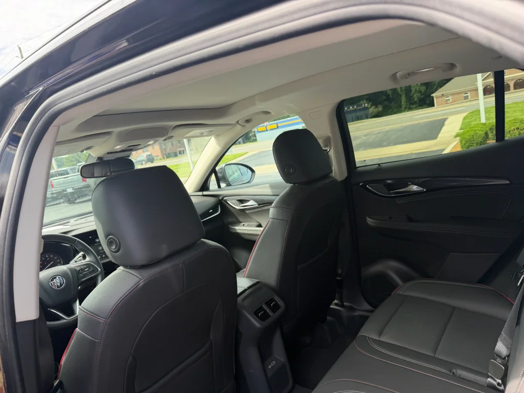 Used 2023 Ebony Twilight Metallic Buick Essence image 8