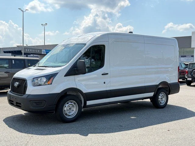 New 2026 Oxford White Ford Base image 3