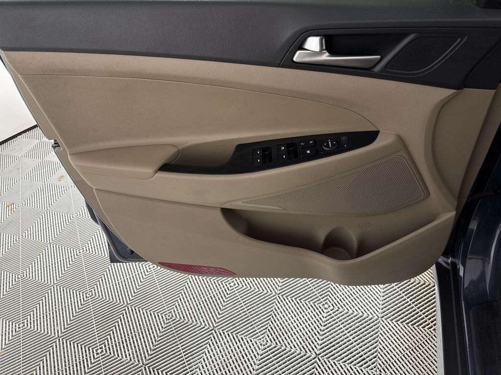 2021 Hyundai Tucson SEL - Photo 10