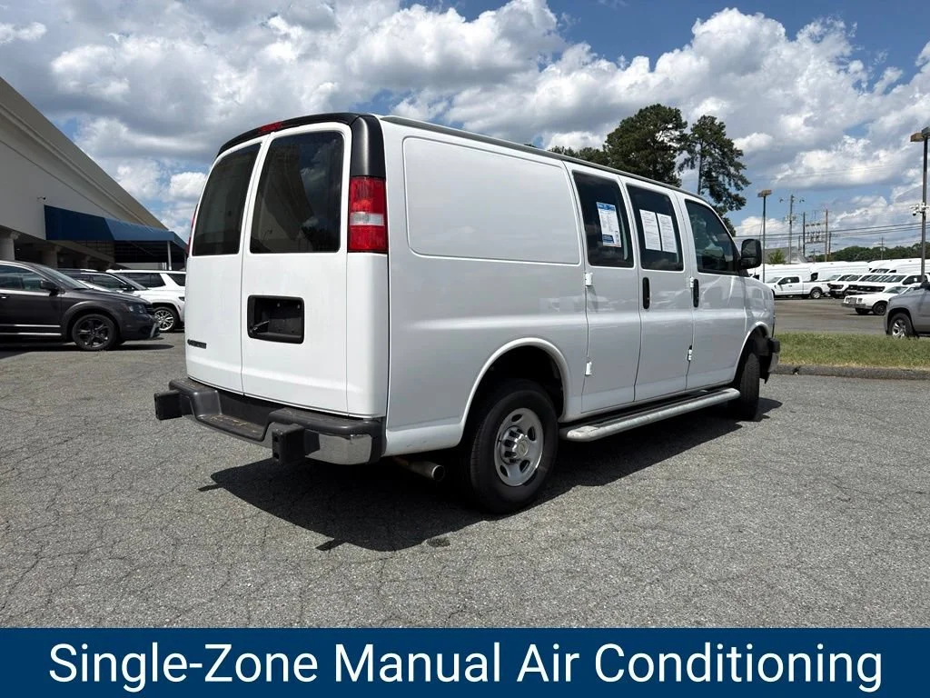 Used 2024 Summit White Chevrolet WT image 5