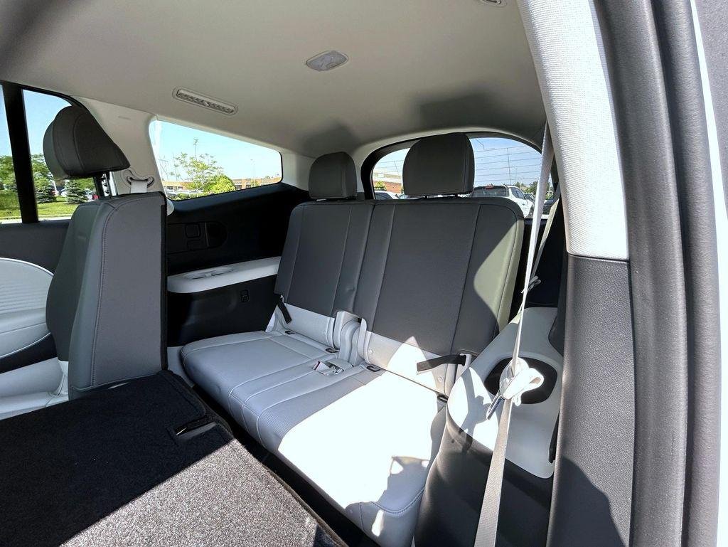 2026 Hyundai IONIQ 9 SEL - Photo 12