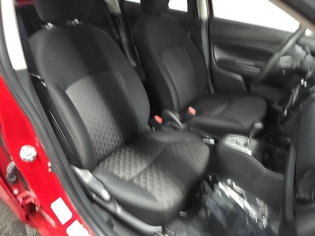 Used 2024 Red Mitsubishi ES image 17