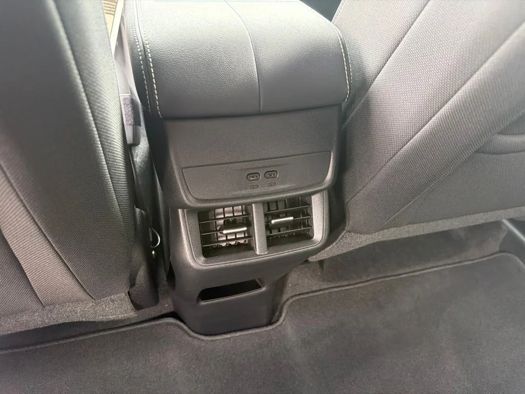 2027 GMC Terrain Elevation - Photo 17