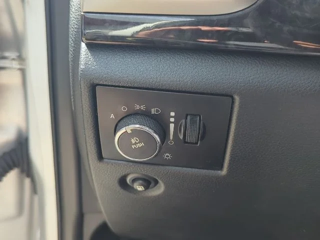 Used 2011 Silver Jeep Laredo image 20