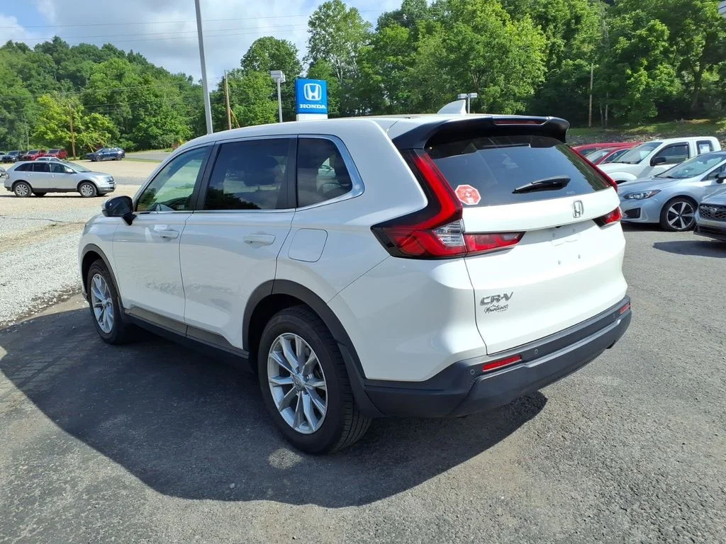 Used 2024 White Honda EX-L image 5
