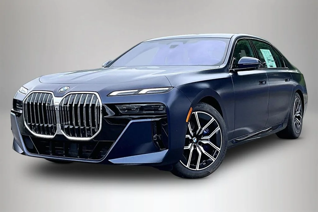New 2026 BMW 7 Series 740i 4D Sedan