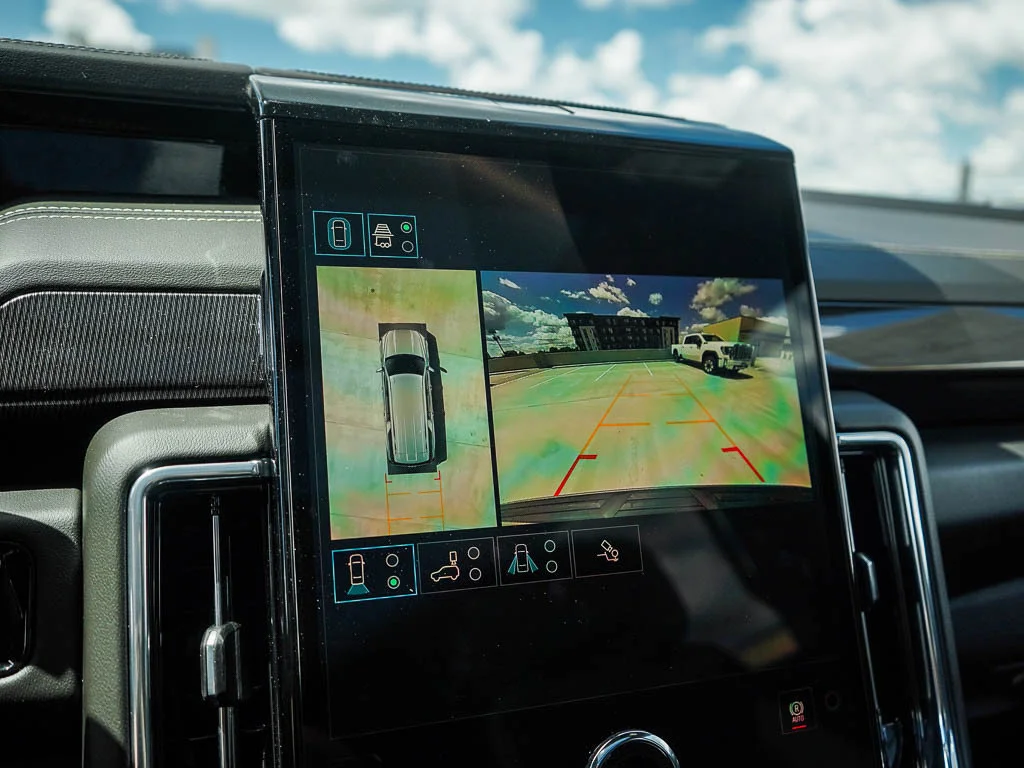 New 2026 Sterling Metallic GMC Elevation image 26