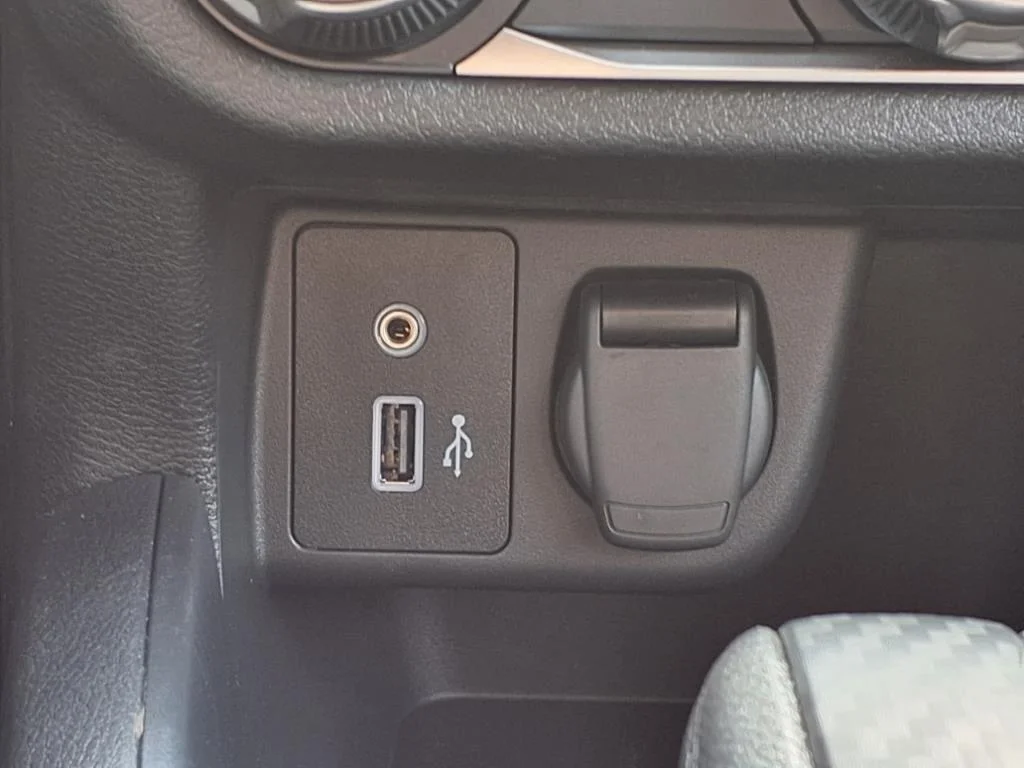 2025 Nissan Versa Sedan S - Photo 19
