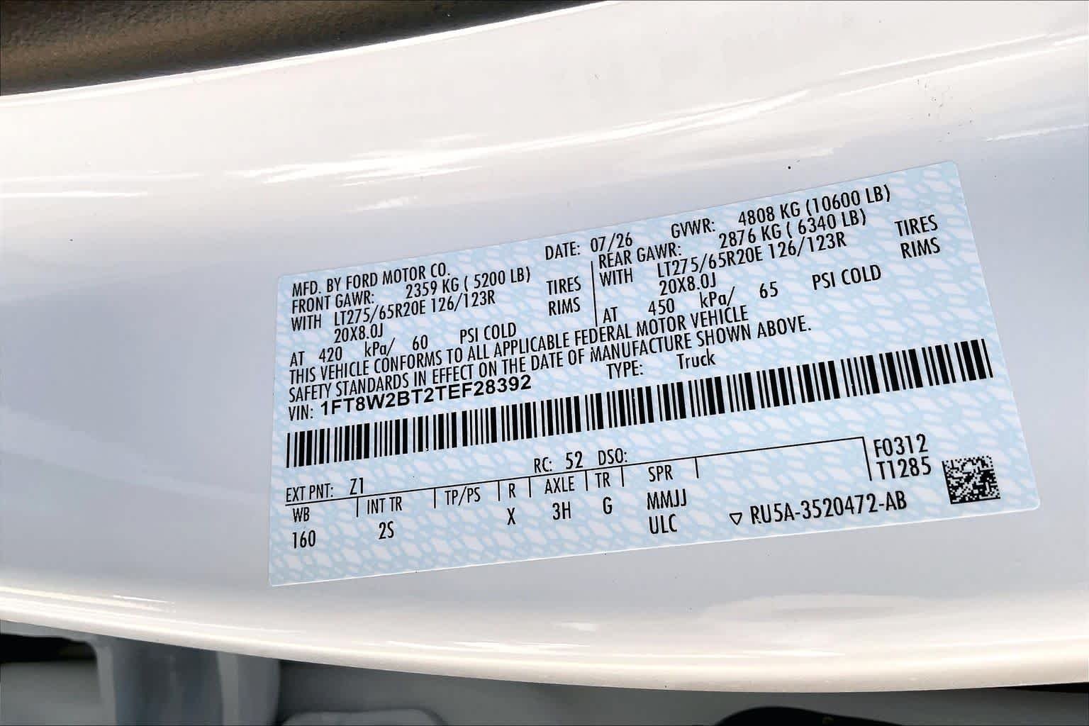 New 2026 Oxford White Ford F-250® XLT image 18