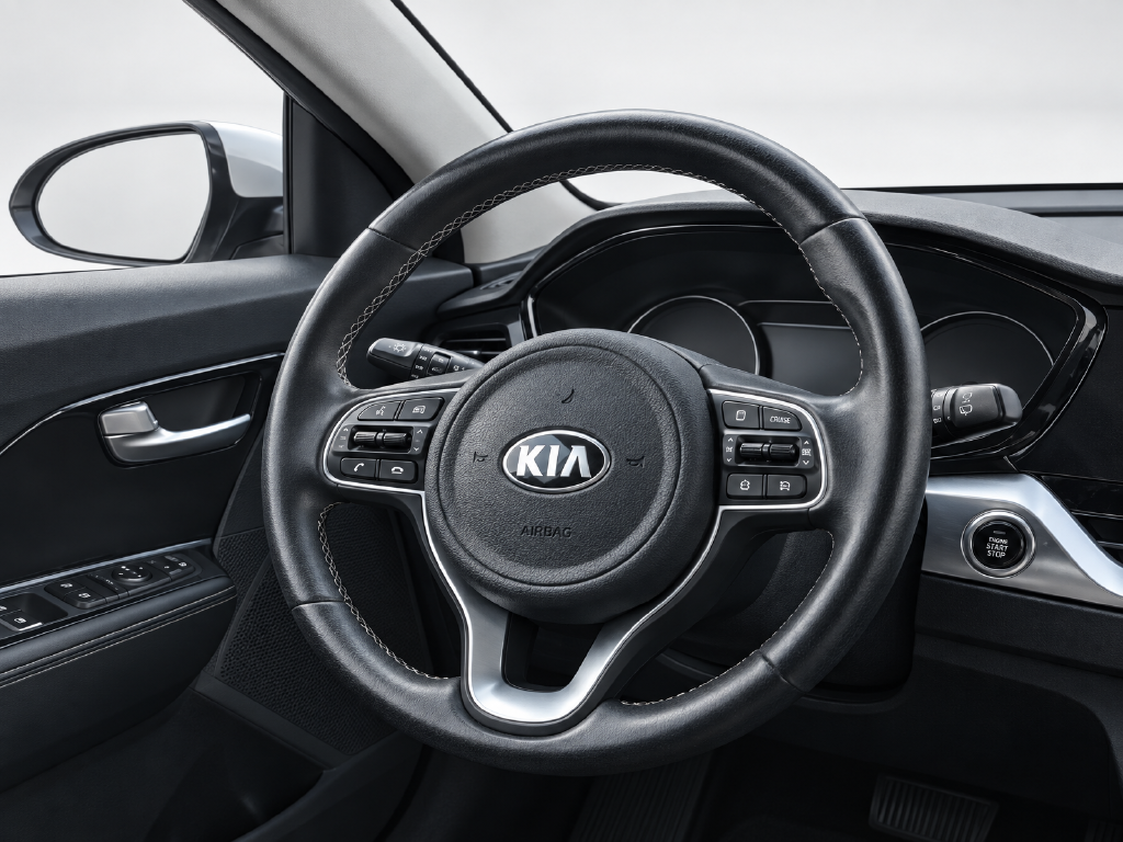 Used 2020 Silver Kia EX image 19
