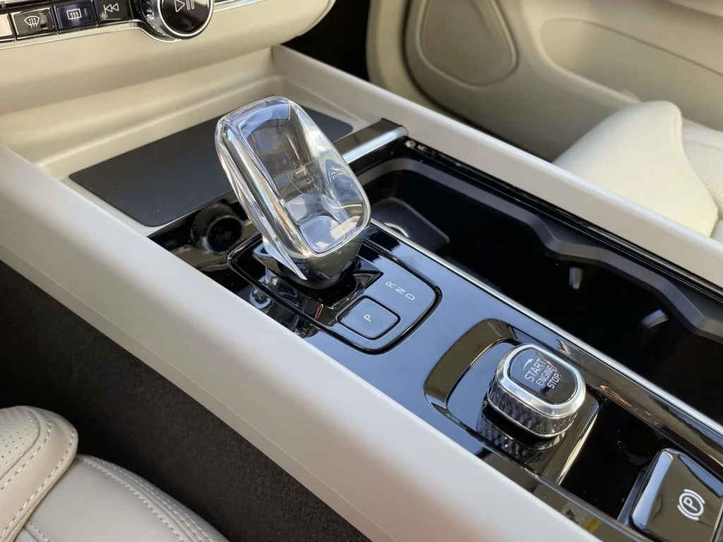 2026 Volvo XC60 Ultra - Photo 19