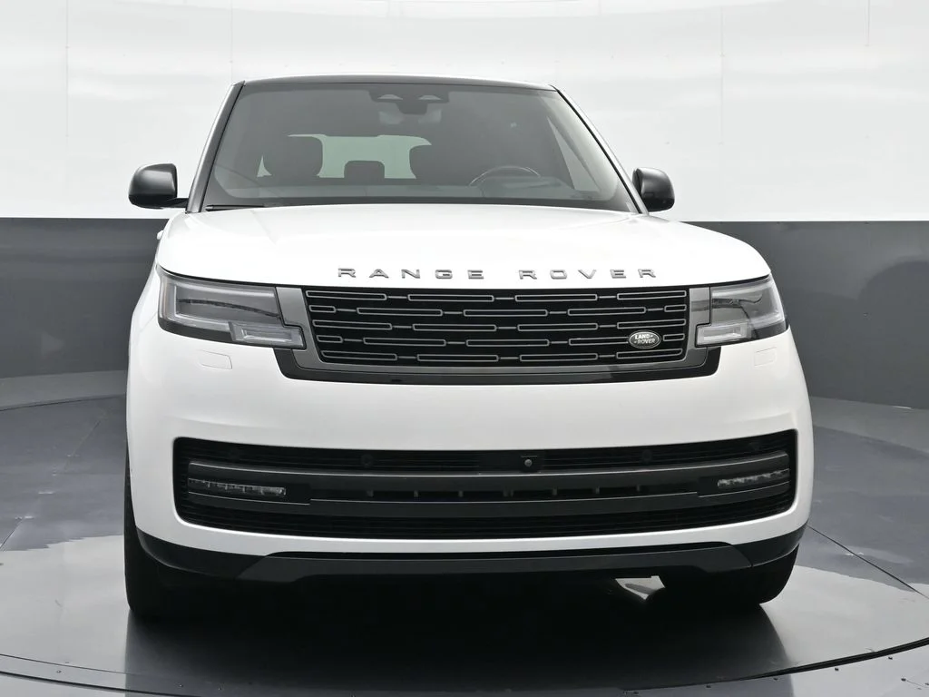 Used 2024 White Land Rover Autobiography image 6