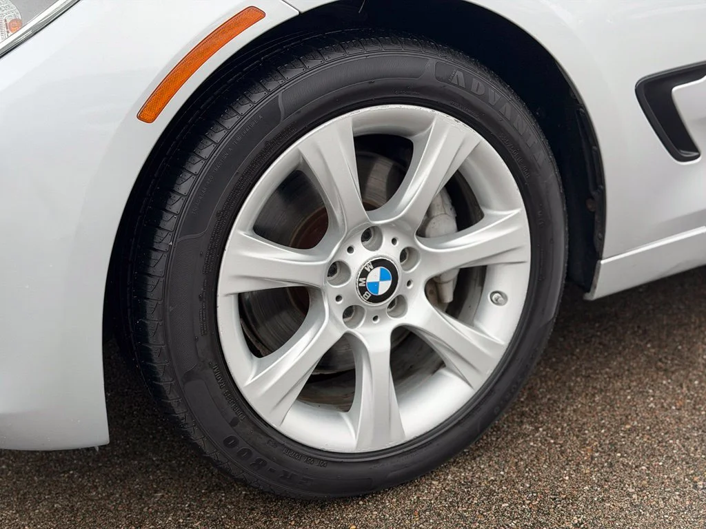 Used 2015 Silver BMW 335i xDrive Gran Turismo image 24