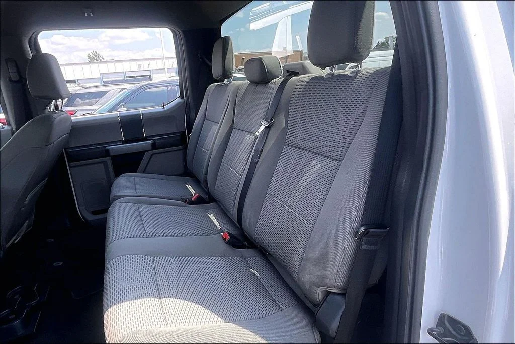 Used 2022 White Ford XLT image 25