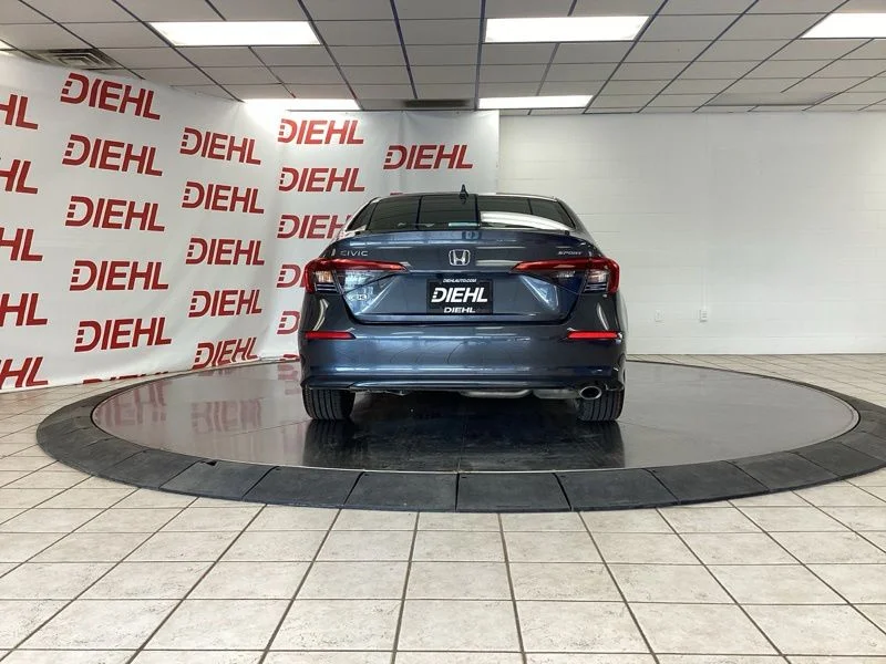 Used 2023  Honda Sport image 6