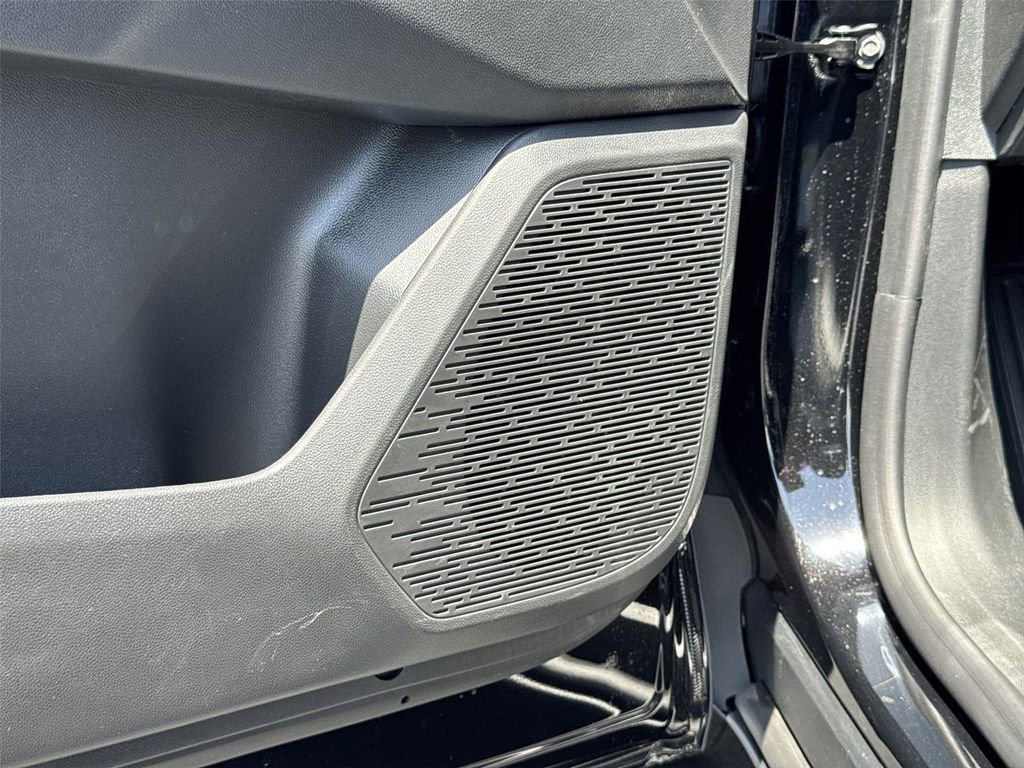 New 2026 Mosaic Black Metallic Chevrolet LT image 21