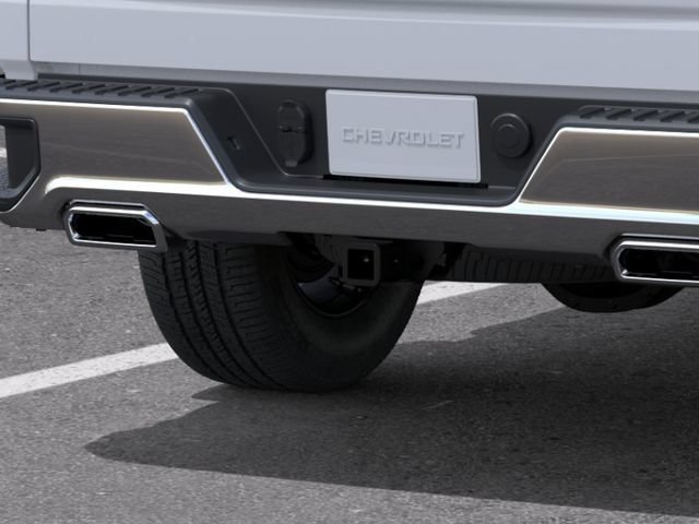 New 2026 Summit White Chevrolet LT image 15