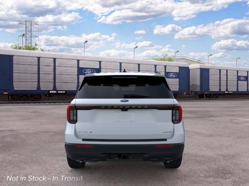 New 2026 Space White Metallic Ford Active image 5