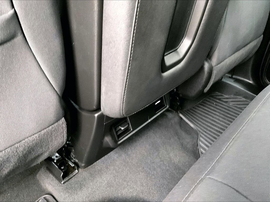 Used 2023 White Chevrolet Custom image 26