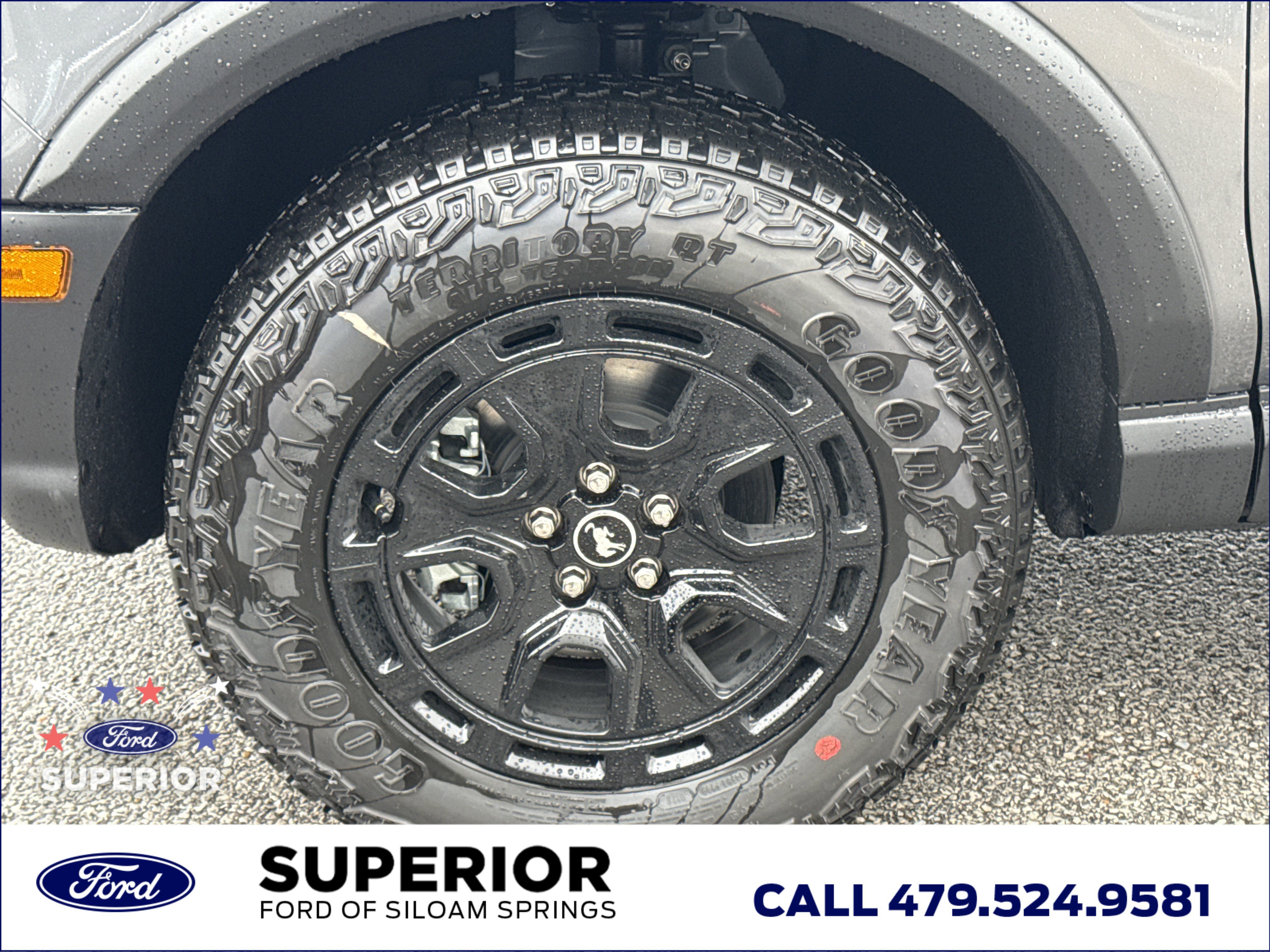 New 2026 Carbonized Gray Metallic Ford Badlands 4WD image 14
