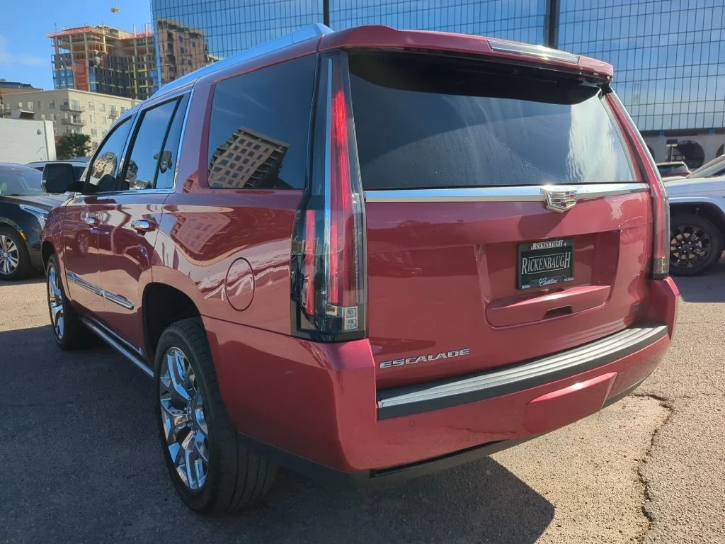 Used 2015 Red Cadillac Premium image 5