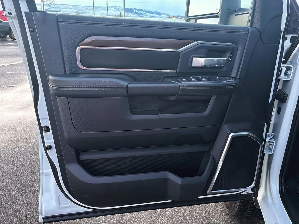 2024 RAM Ram 2500 Pickup Laramie - Photo 15