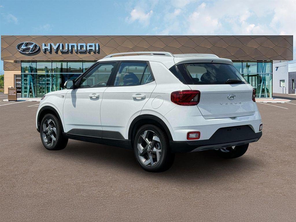 2025 Hyundai Venue SEL - Photo 6