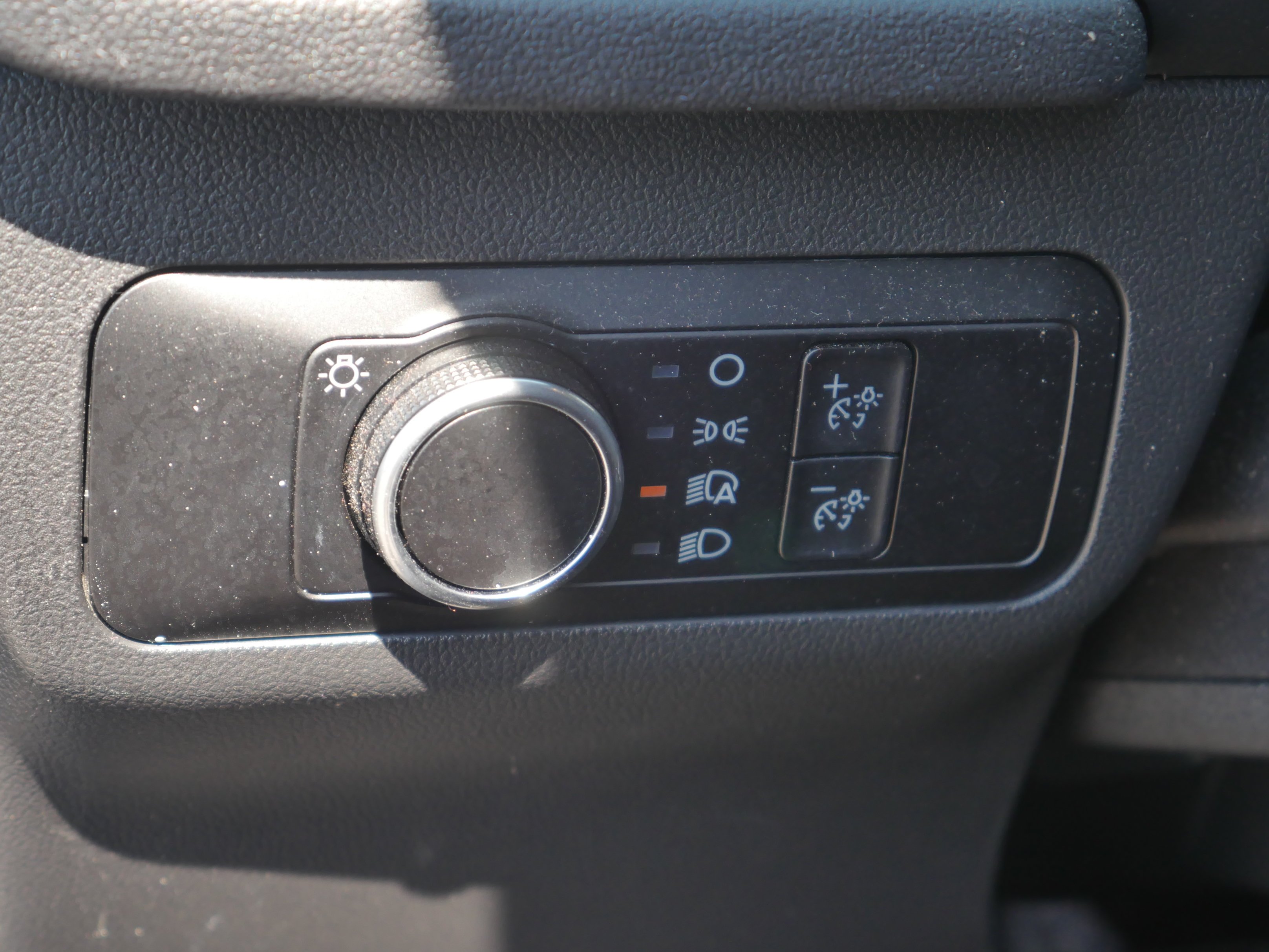 Certified Used 2025 Vapor Blue Metallic Ford Active image 5