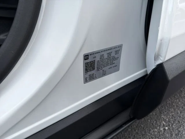 New 2026 Summit White GMC Elevation image 29